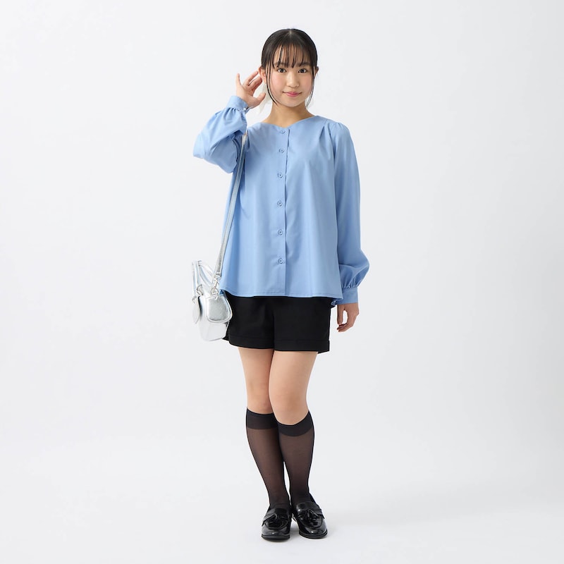 サックス／モデル身長147.5cm・J-XS(145～155)サイズ着用