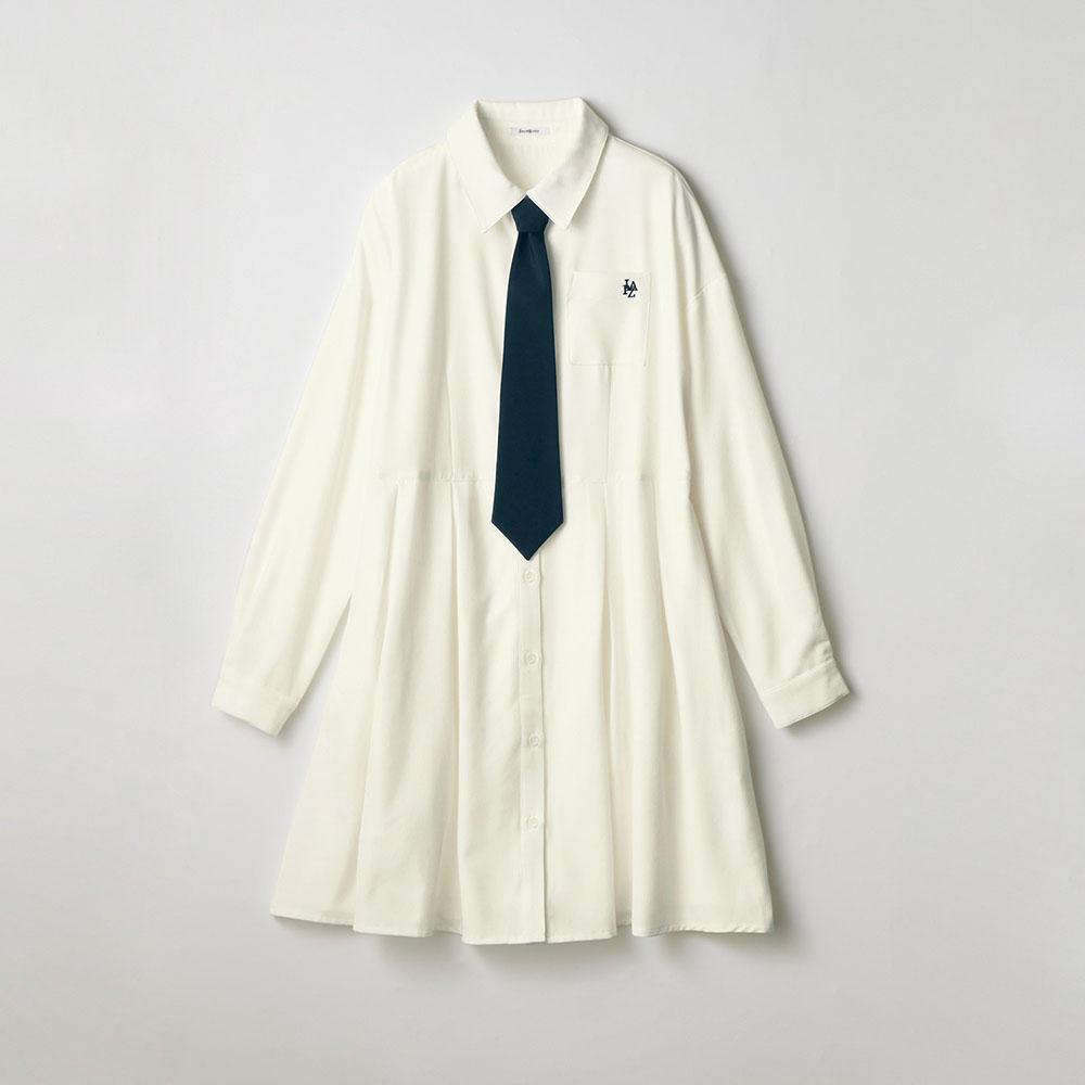 【パペル ラピス/Papel lapiz】取り外しできるタイ付きタックシャツワンピース 【子供服 長袖】 【パペル ラピス/Papel lapiz】取り外しできるタイ付きタックシャツワンピース 【子供服 長袖】