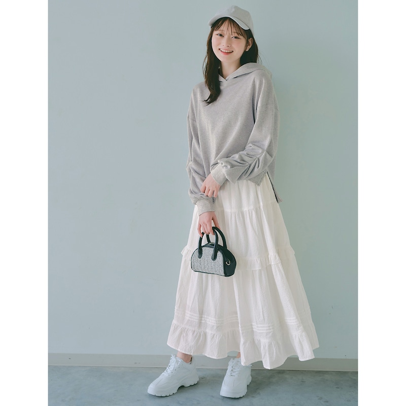 ホワイト杢グレー／モデル身長160cm・サイズJ-M