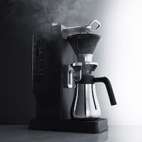 どの角度から見ても美しい質感とデザイン
