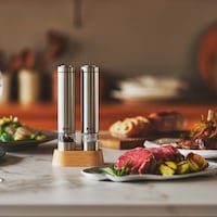 キッチンに置いても、食卓に置いても美しいデザイン