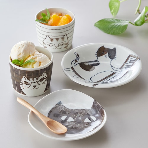 【美濃焼】ねこモチーフのそばちょこ＆小皿セット【レンジ・食洗機対応】 【レンジ・食洗機対応】