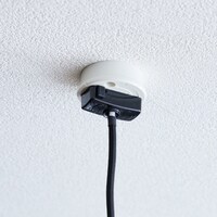 取付方法は簡単。天井の配線器具をご確認ください。