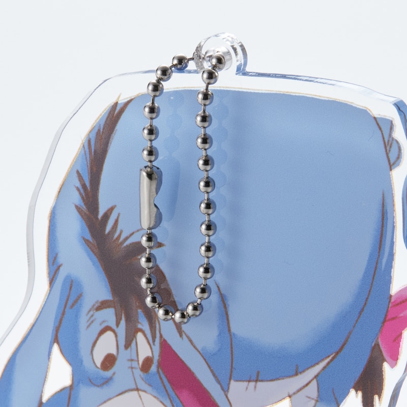 アクリルスタンド時はお好みでボールチェーンを外しても◎