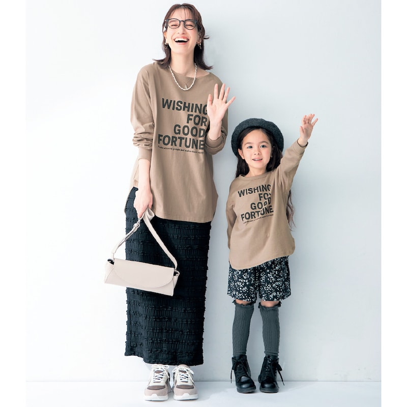 左)グレージュ／166cm、サイズM、右)109cm・110