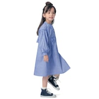ブルーストライプ／モデル身長113.5cm・サイズ110
