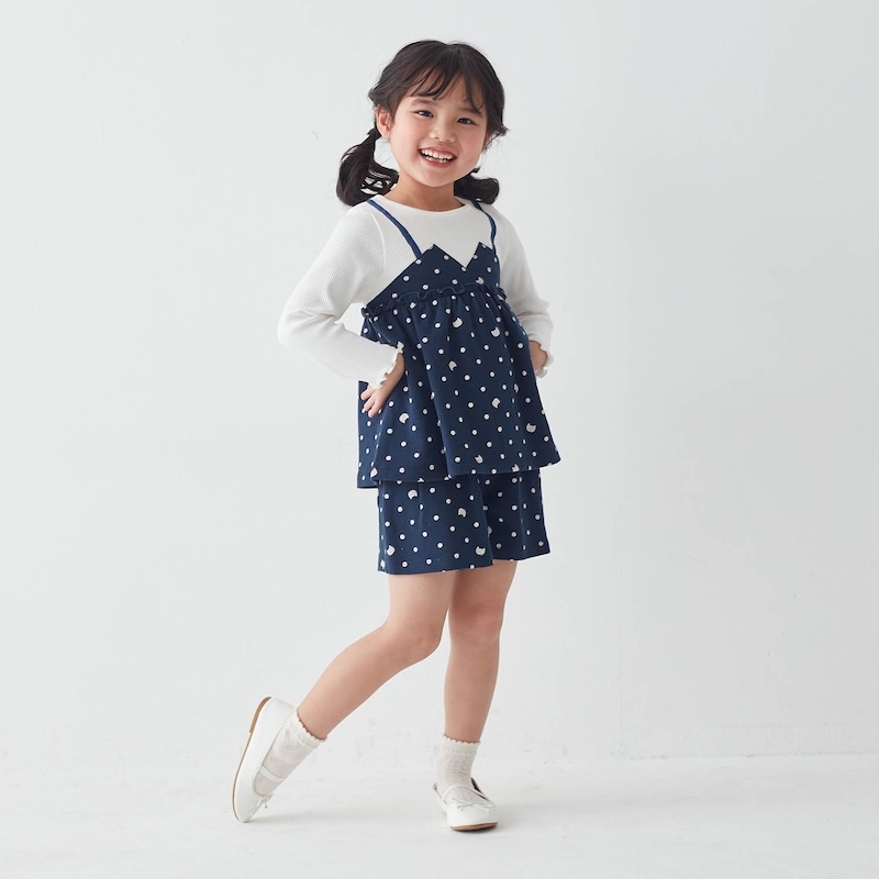 ネイビー／モデル身長110cm・110サイズ着用