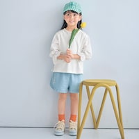 ライトブルー／モデル身長108.5cm・サイズ110