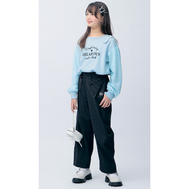 ライトサックス／モデル身長138.8cm・サイズ140