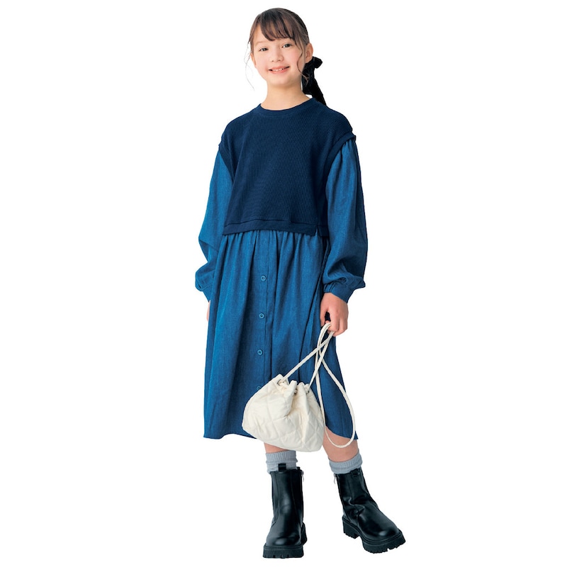 モデル身長134.8cm・サイズ140