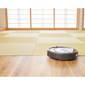 薄手なので、ロボット掃除機も使用できます