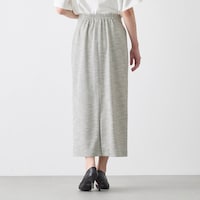 モデル身長166cm／M ※写真は撮影用のため総丈＋6cmになります。
