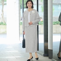 モデル身長168cm／M ※写真は撮影用のため総丈＋6cmになります。