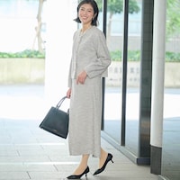 モデル身長168cm／M ※写真は撮影用のため総丈＋6cmになります。