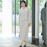 モデル身長168cm／M ※写真は撮影用のため総丈＋6cmになります。