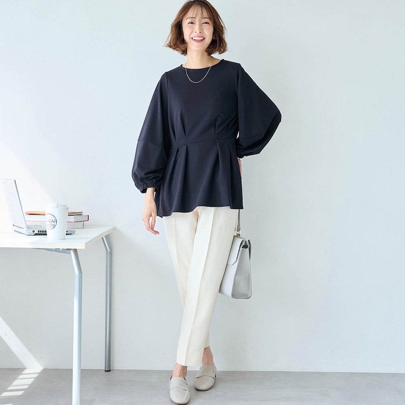 モデル身長169cm／M ※ペプラムブラウスのみ着用