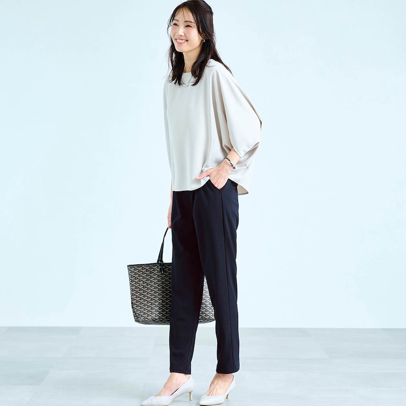 モデル身長173cm／M ※写真は撮影用のため股下＋6cm、テーパードパンツのみ着用