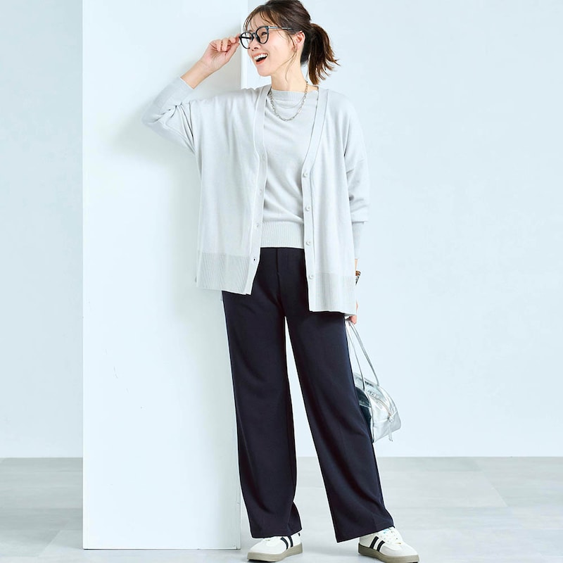 モデル身長168cm／M ※写真は撮影用のため股下＋6cm、ワイドパンツのみ着用