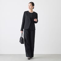 モデル身長166cm／M ※写真は撮影用のため股下＋6cmになります。