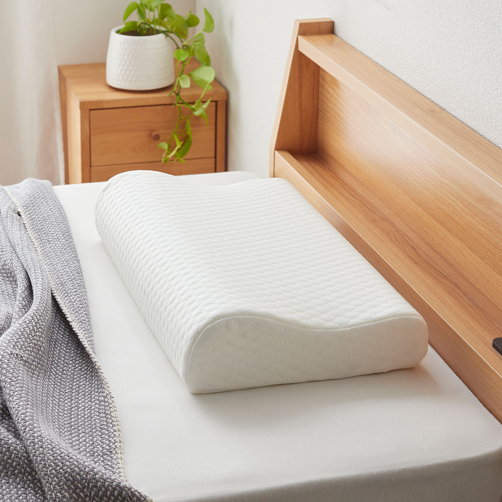 【ベルメゾン】寝返りをサポートする高反発ウレタン枕