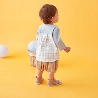サックス系／モデル身長79cm・80サイズ着用・体重10kg