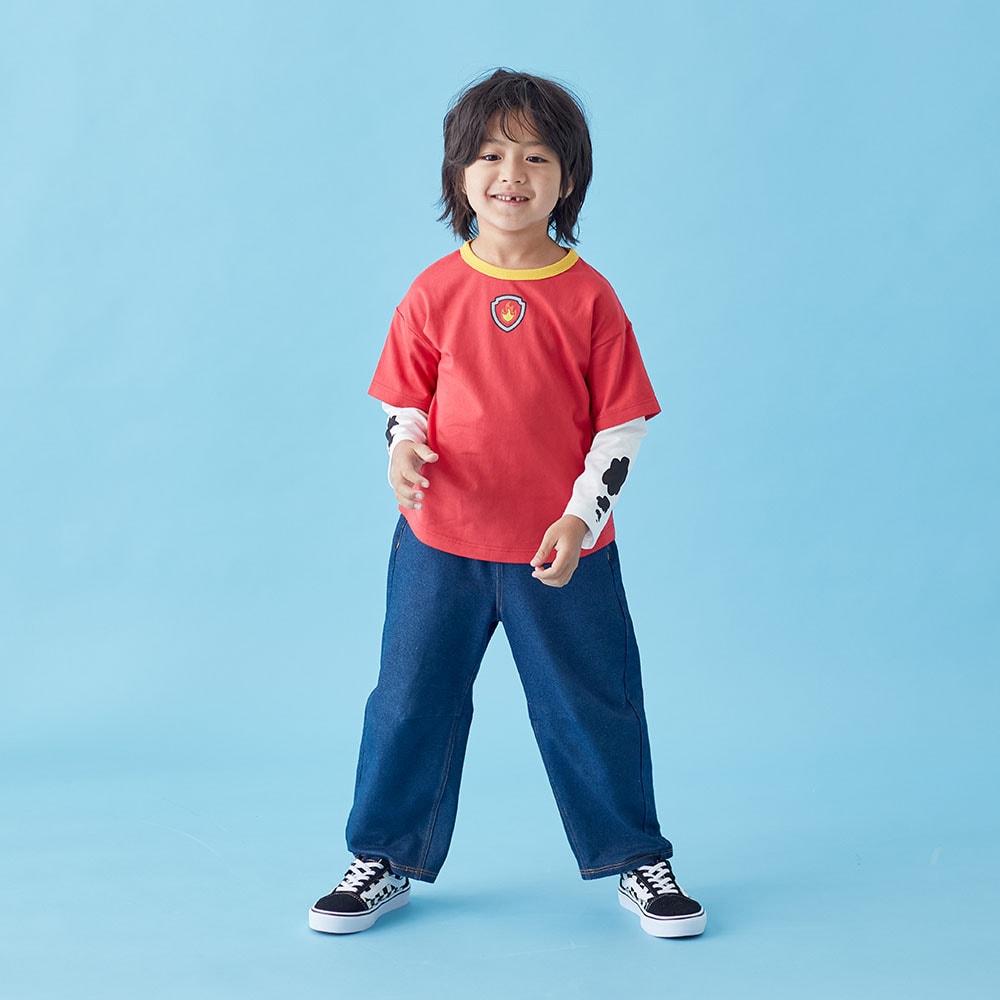 マーシャル（レッド系)／モデル身長110cm・110サイズ着用