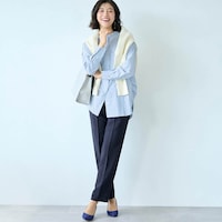 モデル身長168cm／M・股下68cm ※写真は撮影用のため股下＋6cmになります。パンツのみ着用