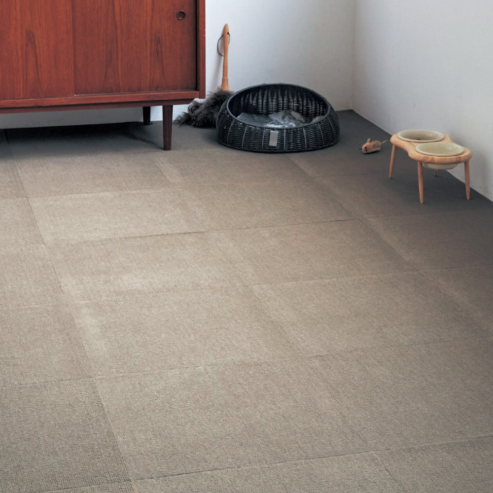 【ベルメゾン】ほこりが取れやすい消臭タイルカーペット[日本製]