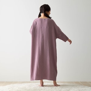 モーブ／丈長め　モデル身長168cm
