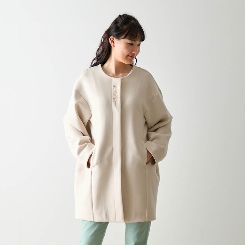 モデル身長168cm／M ※写真は撮影用のため、袖丈＋2㎝、着丈＋3㎝になります