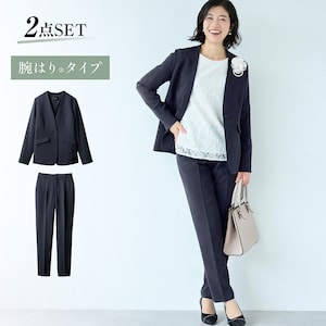 【2点セット】ノーカラージャケット/テーパードパンツ▼ノーカラージャケット・入卒以外でも着回ししやすいダ-クネイビーカラーのノーカラージャケット・フラップや切替えの視覚効果でウエストをすっきり見せ・や