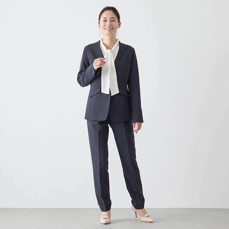 モデル身長166cm／9AR　※写真は撮影用のため、股下＋6cmになります。