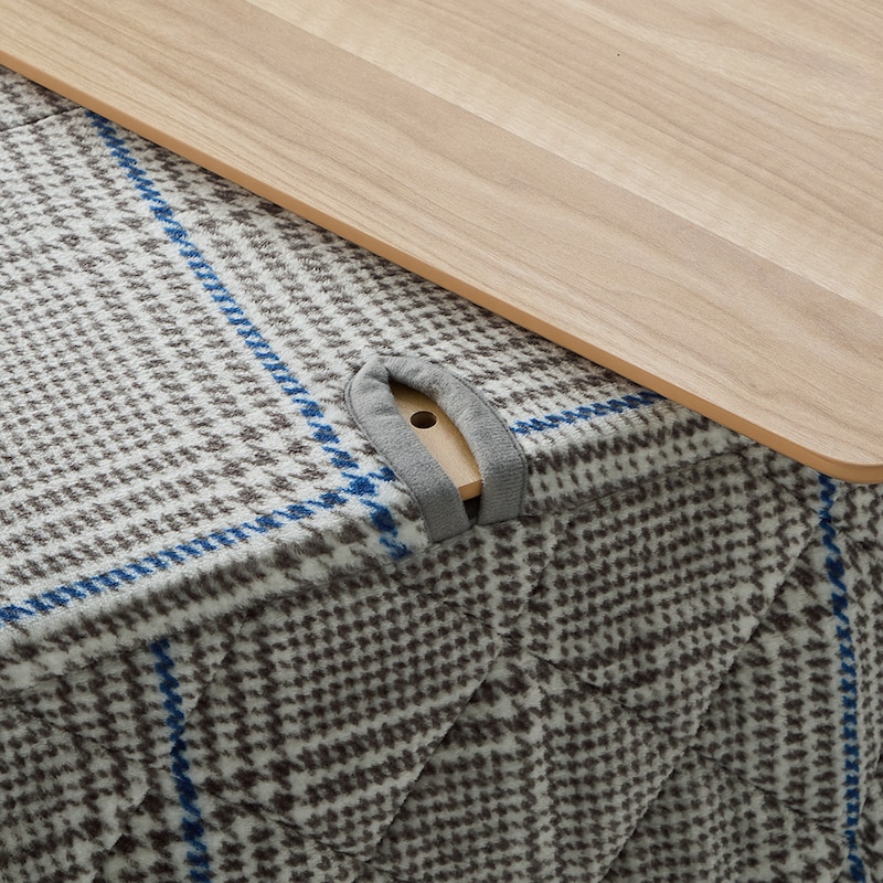 こたつ布団がズレないように固定できます。