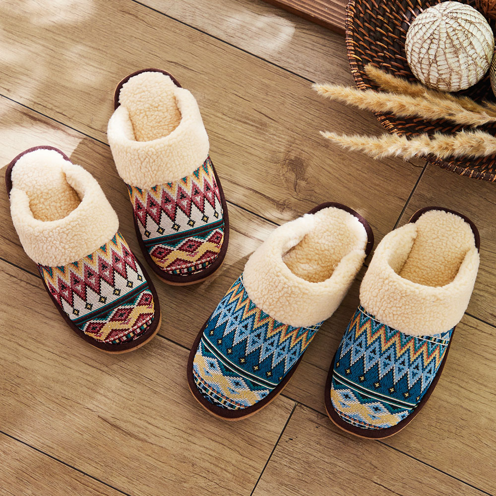 【ベルメゾン】エスニック調のジャガードボアあったかスリッパ