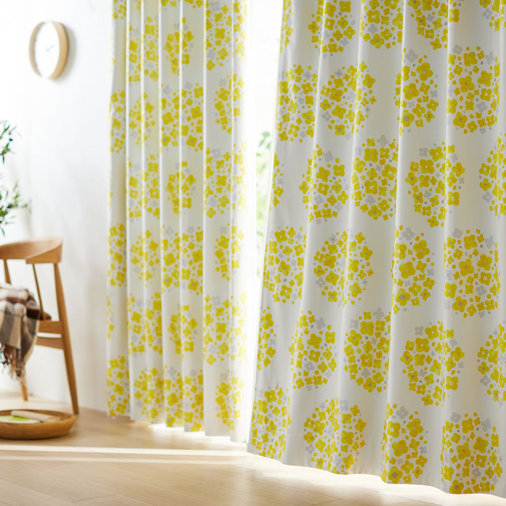 【ベルメゾン】【99サイズ】 北欧調ブーケテイストの遮光カーテン