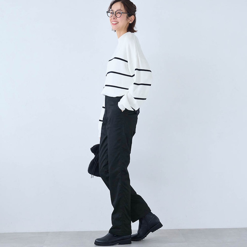 モデル身長169cm／M・股下72cm ※写真は撮影用のため股下+6cmになります。