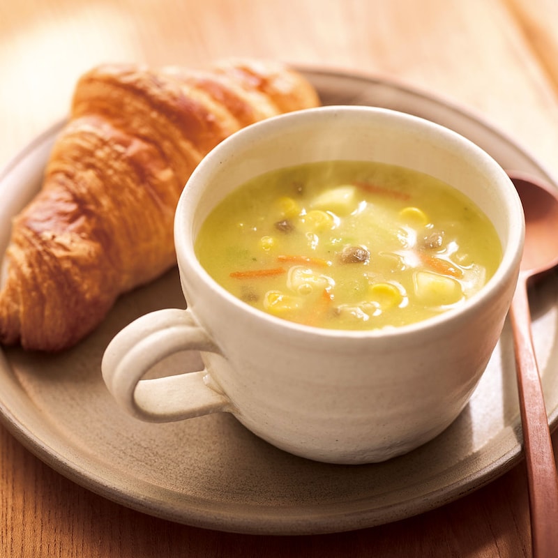 朝食準備を簡単に「スープ×パン」 ※写真は調理例です