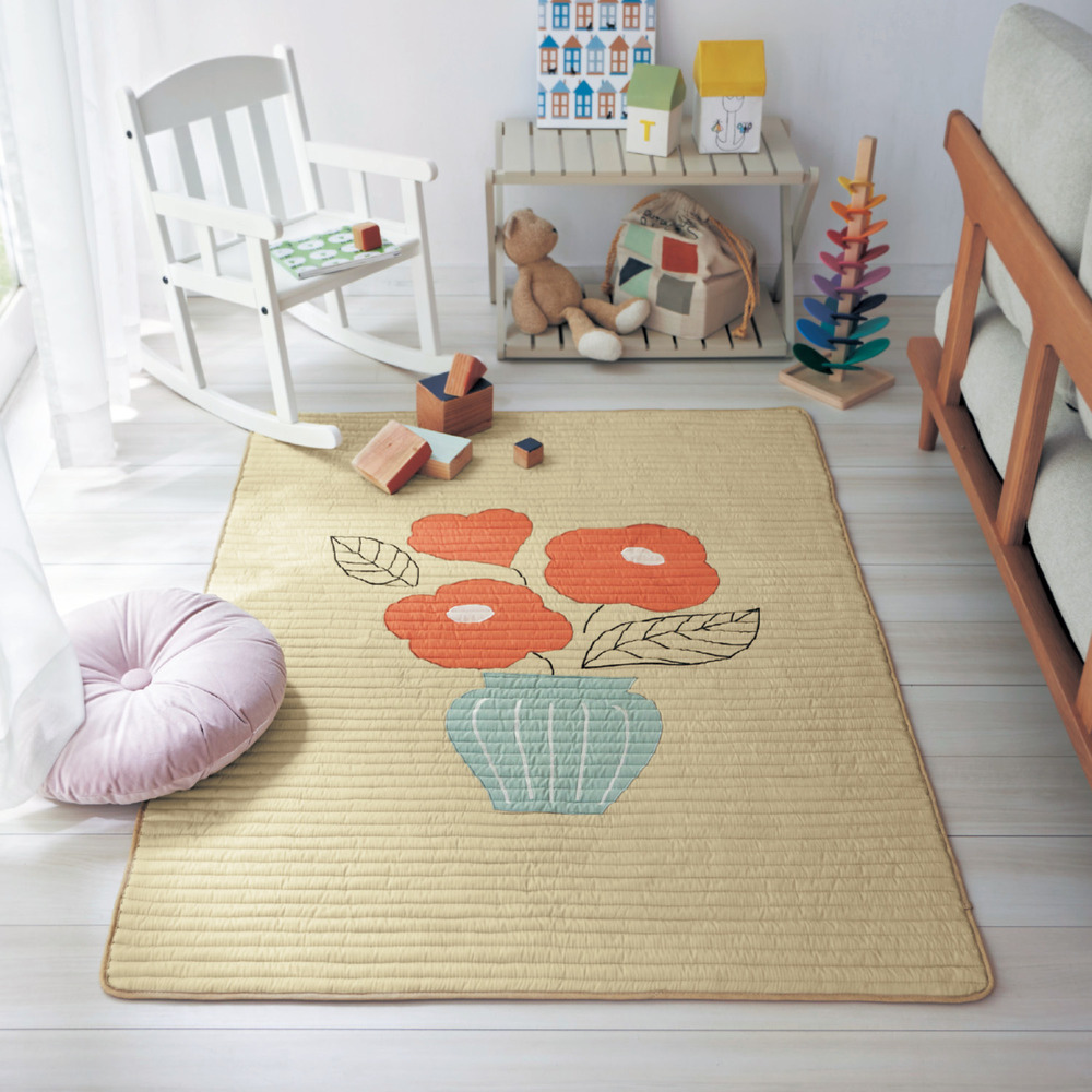 【BELLE MAISON DAYS】洗いをかけたアップリケデザインのキルトマット