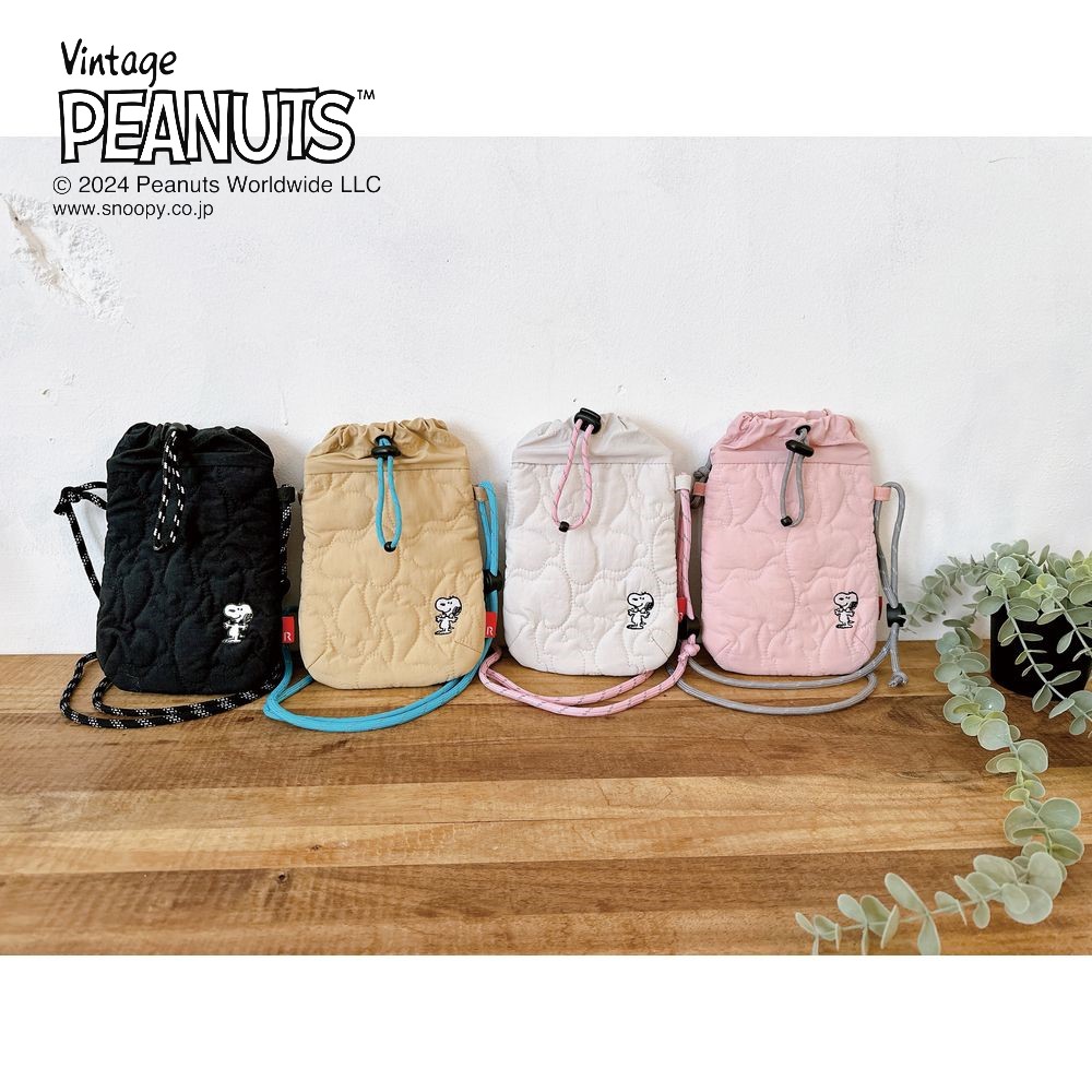 【ピーナッツ/PEANUTS】スマートフォンショルダー/キルト・ピーナッツ「スヌーピー」