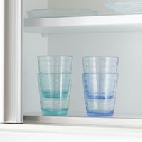 積み重ねて収納できる実用性の高さを兼ね備えています