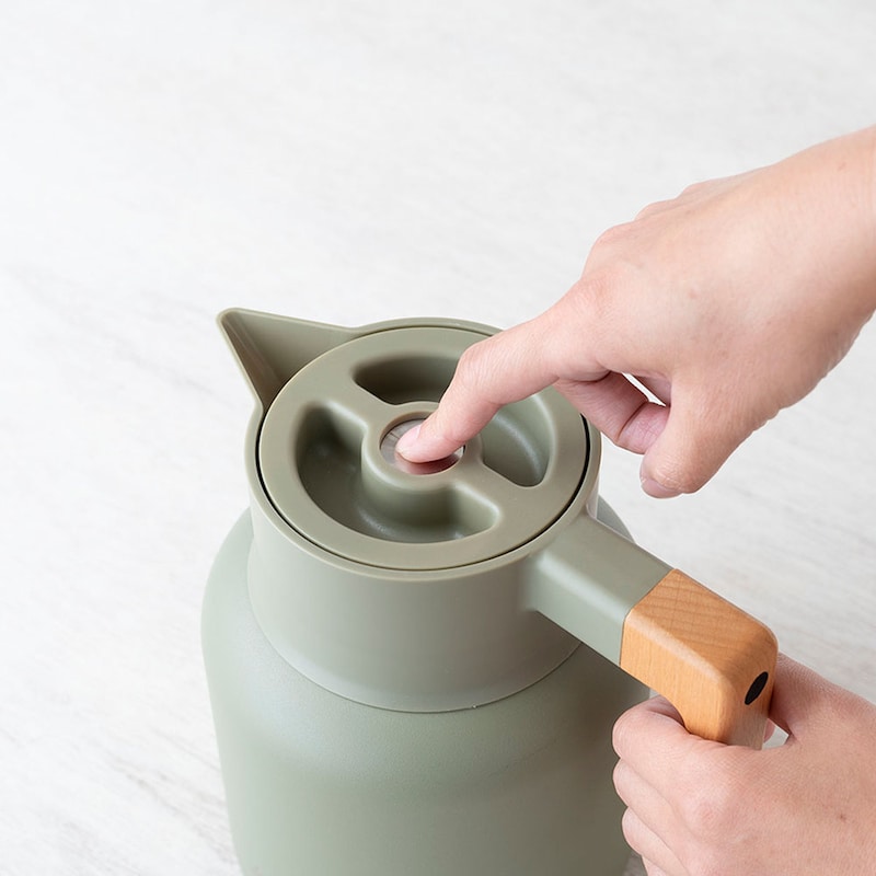 操作はシンプルな「ワンタッチ式」