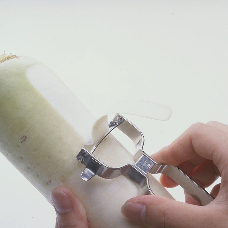 カーブ刃が太い野菜にも細い野菜にもフィットします