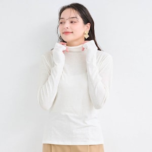 モデル身長160cm／M（オフホワイト）