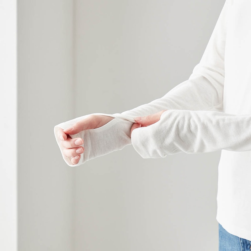 指穴付きで手の甲までしっかりUV対策