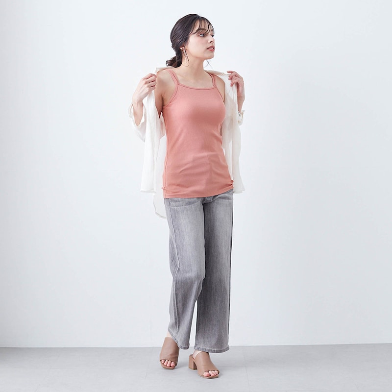 モデル身長160cm／M（サーモンピンク）