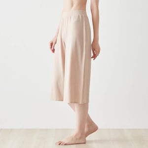 スキンベージュ（６８ｃｍ丈）