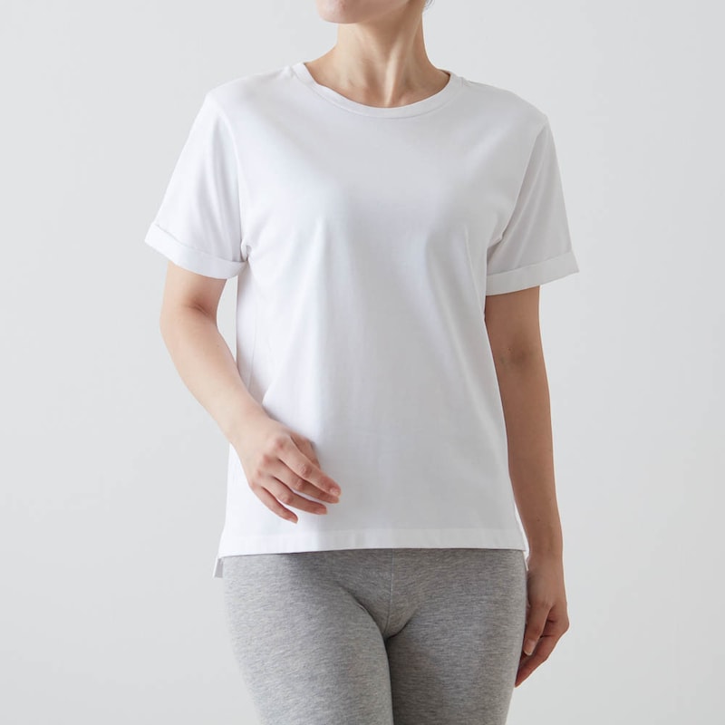 トップスへひびきにくいから着る洋服を選ばない