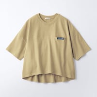 カーキベージュ