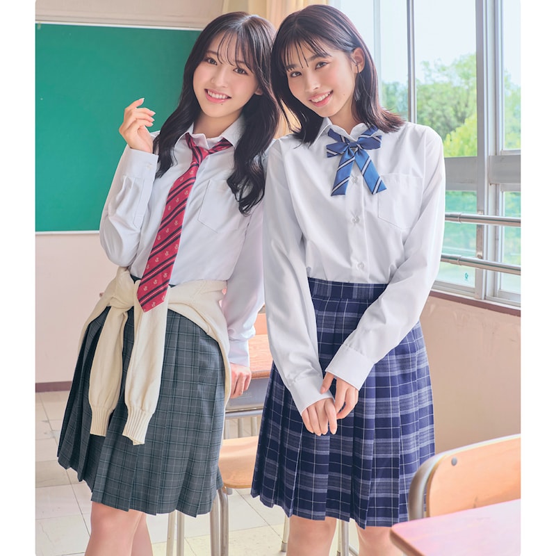 左)160cm・J-M、右)ホワイト／158cm・J-M