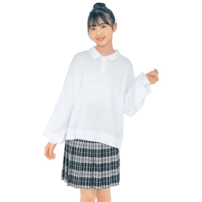 ブラック系／モデル身長161cm・サイズ68-48